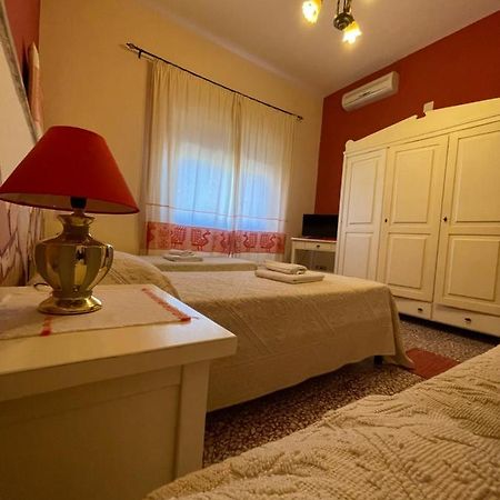 Fera5 Hotel Olbia Buitenkant foto