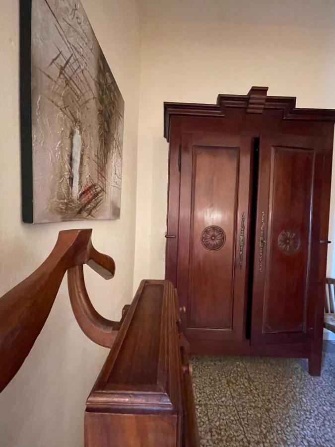 Fera5 Hotel Olbia Buitenkant foto