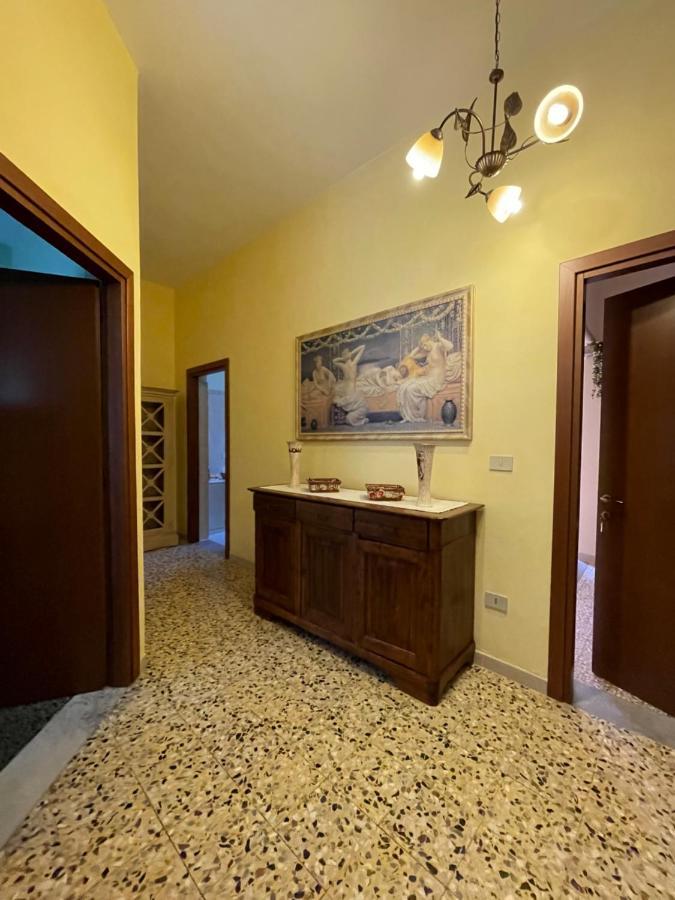 Fera5 Hotel Olbia Buitenkant foto